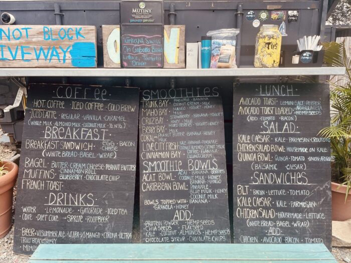 Colombo's Smoothie Stand: A Healthy Start to Your Days on St. John 12
