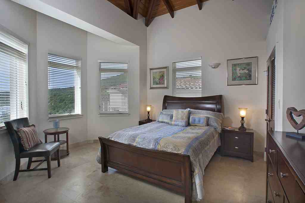 Capri-bedroom