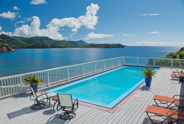 rendezview-villa-st-john-pool-deck-view-800x540