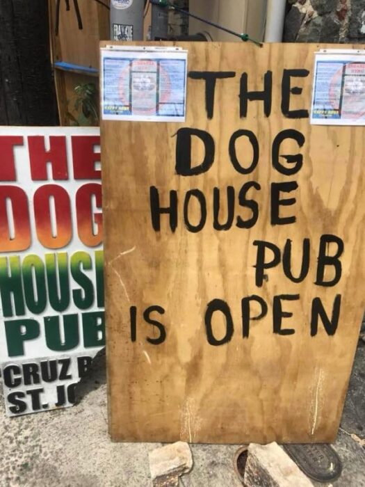 Dog House Pub 