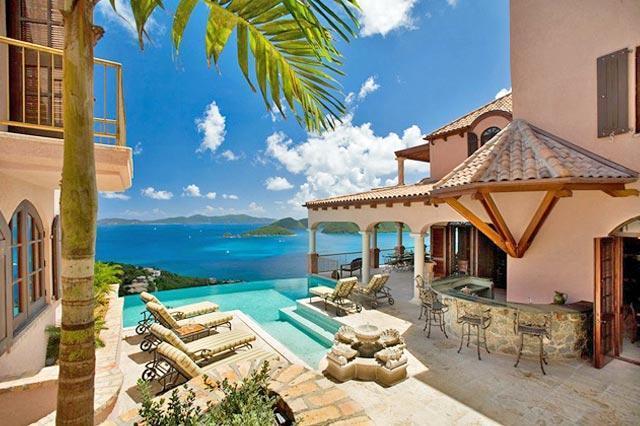 Real Estate Spotlight: Stunning Peter Bay Home with Unparalleled Views 10