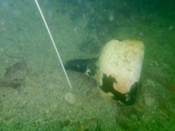 History Unfolds in Coral Bay: A Shipwreck Sheds Light on the Past 5