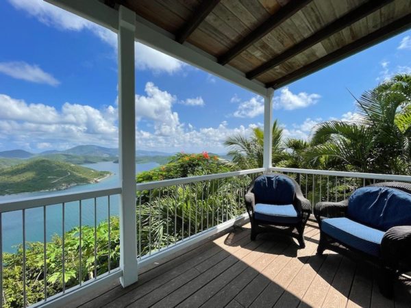 Real Estate Spotlight: Unbelievable Views from Impeccably Maintained, Turnkey Villa 7