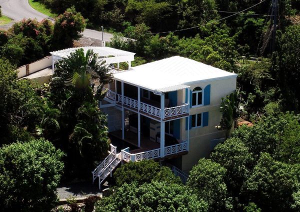 Real Estate Spotlight: Bananakeet Villa is Beckoning You Home 16